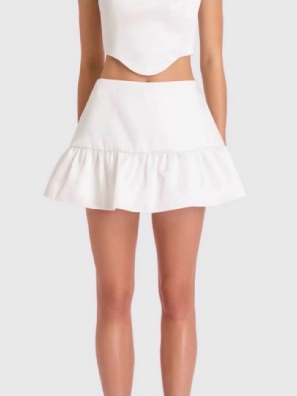 Amanda Uprichard White Ivory Ruffle Hem Mini Skort Built-In Shorts Size Small